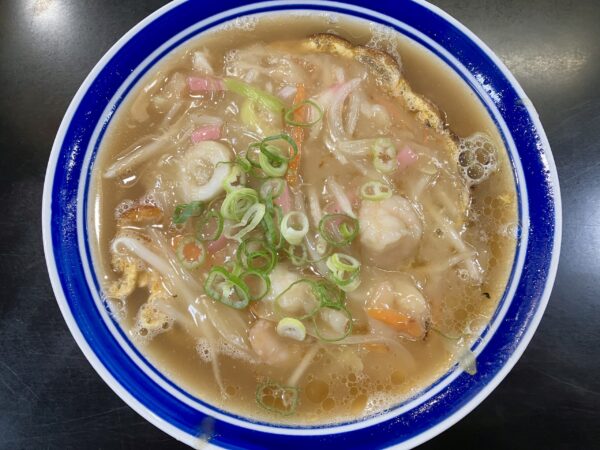 田原本町「天龍」天津麺のアップ写真