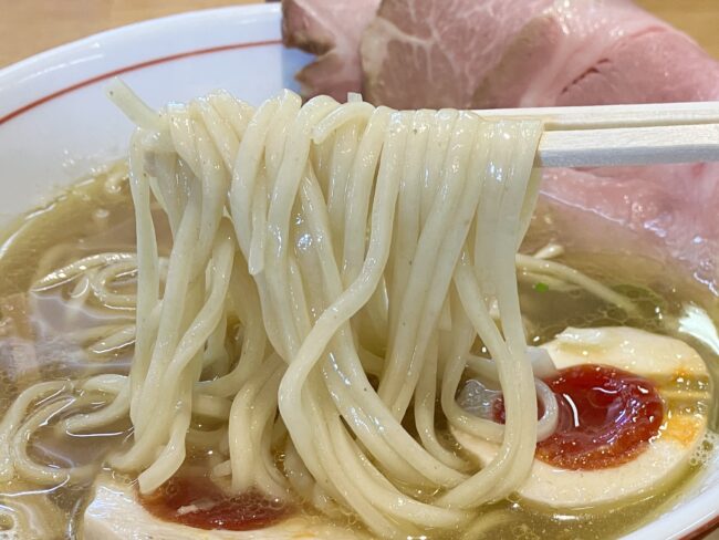 奈良市「麺食堂88」麺アップ写真