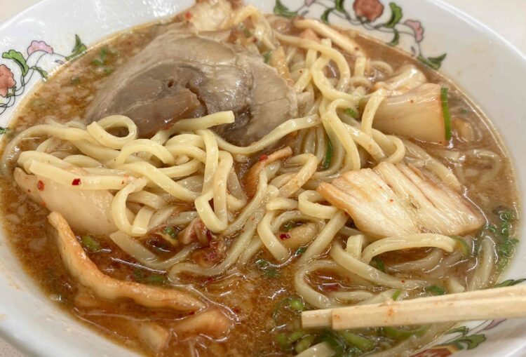 餃子の王将「キムチラーメン」混ぜた後の全体写真