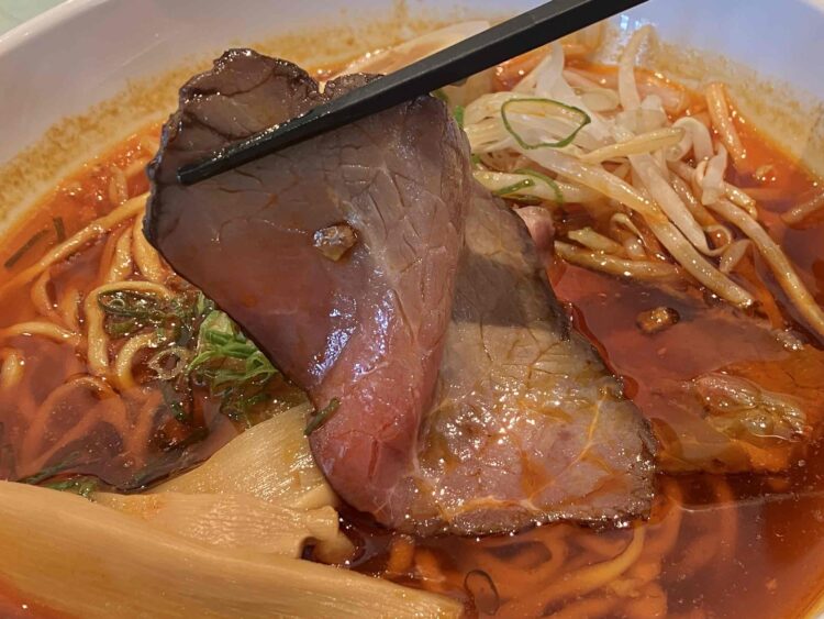 志摩スぺイン村アミーゴ「四条貴音のなんと妖音な！らぁめん」トッピングアップ写真