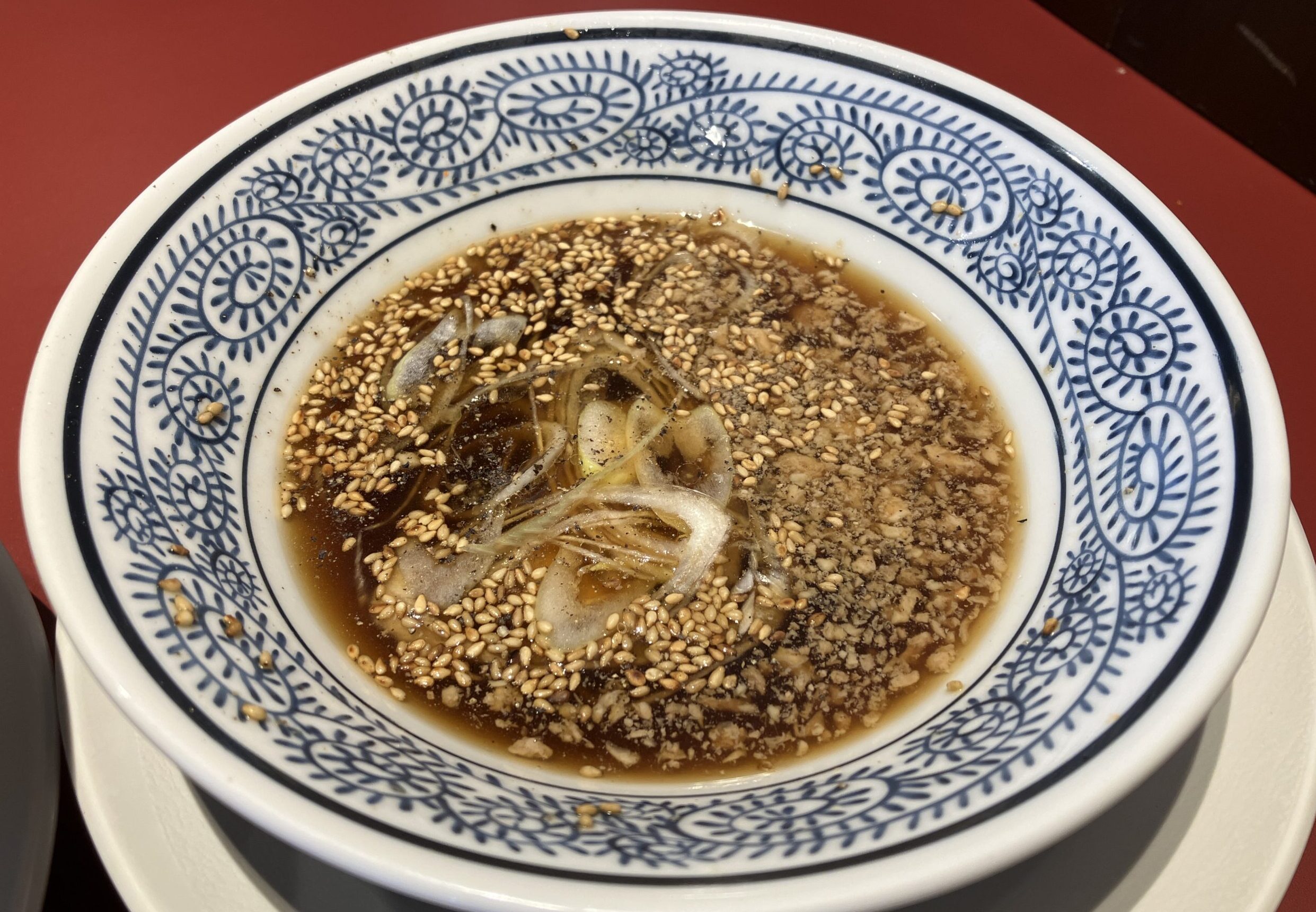 丸源ラーメン「和風肉つけ麺」スープ写真
