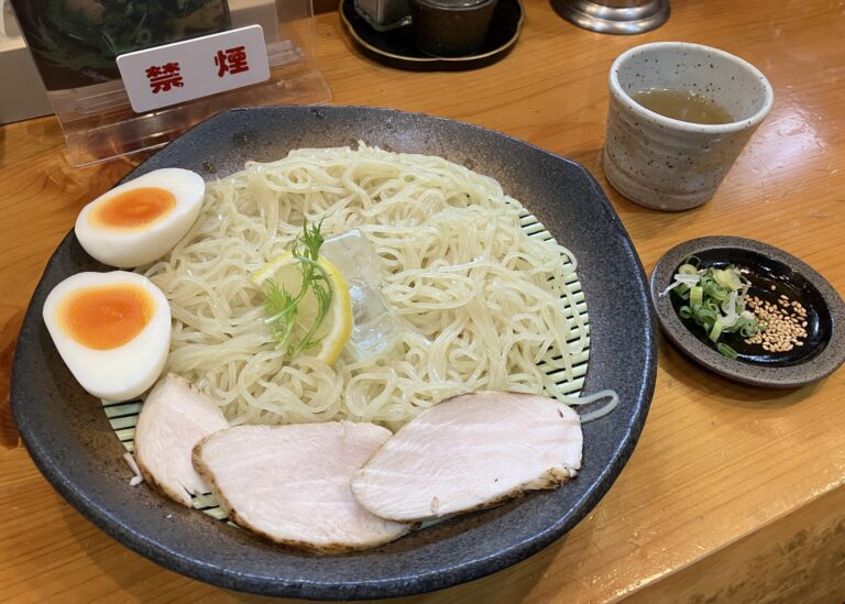 奈良県橿原市・ラー麺あす香「しお冷やしざるらーめん」アイキャッチ画像