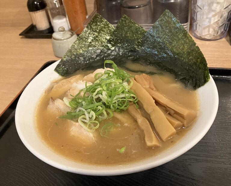 橿原市「鯛だしラーメンサクラ」アイキャッチ画像