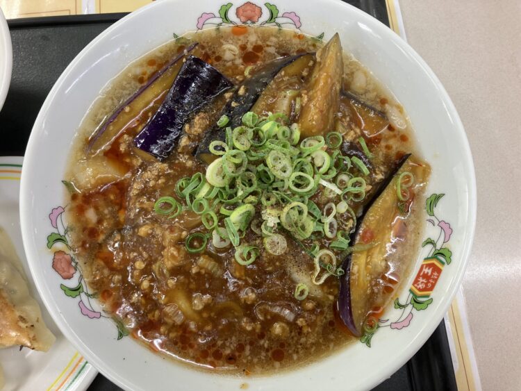 餃子の王将「麻婆茄子ラーメン・フェアセットＢ」ラーメン全体写真