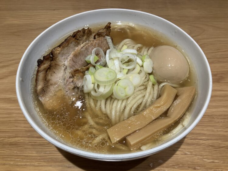 大阪府梅田・人類みな麺類Premium「ラーメンMacro」全体写真