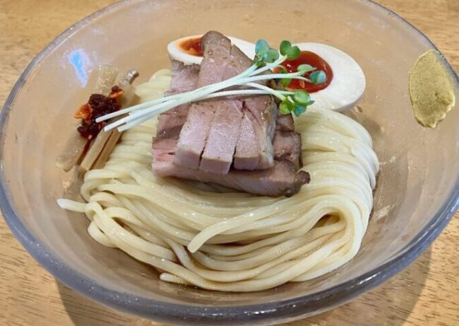 天理市「麺食堂88」冷やし中華全体写真