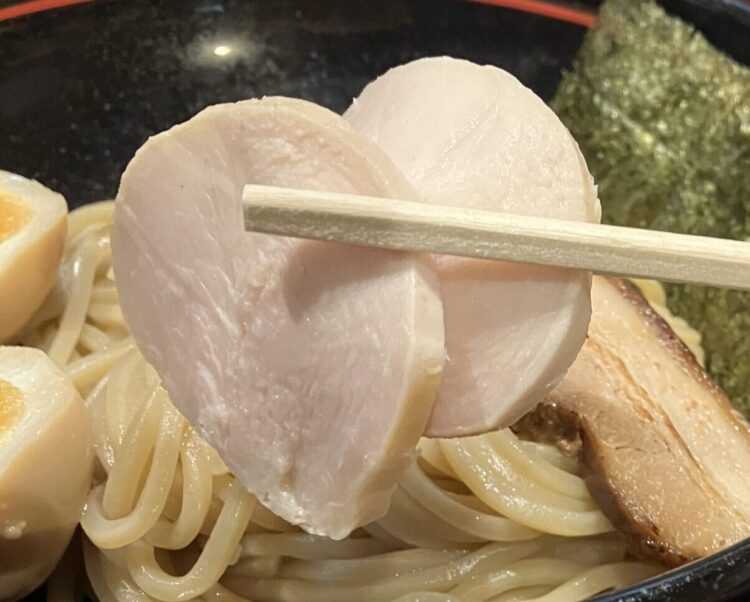 橿原市麺屋しりとり「味玉つけ麺」鶏チャーシュー