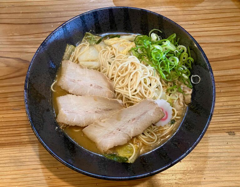 走麺屋「汁なしスタミナラーメン」アイキャッチ画像