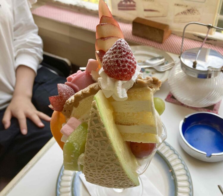 奈良県橿原市「喫茶ビーナス」パフェのがアップ写真