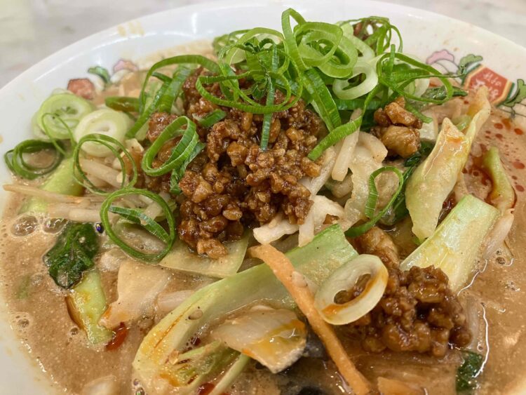 餃子の王将「野菜たっぷり胡麻味噌担々麵」アップ写真