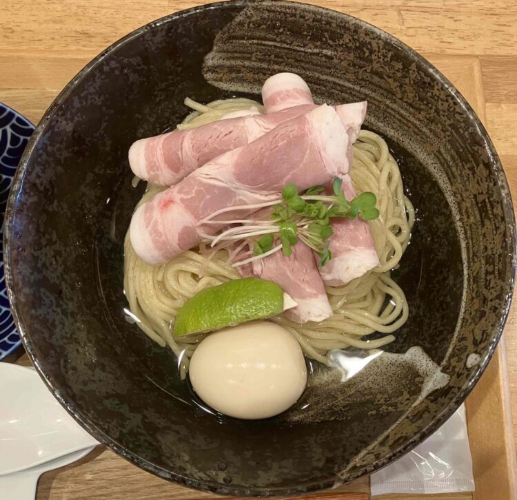 蒼し「熟成醤油鰹昆布水つけそば」麺全体写真