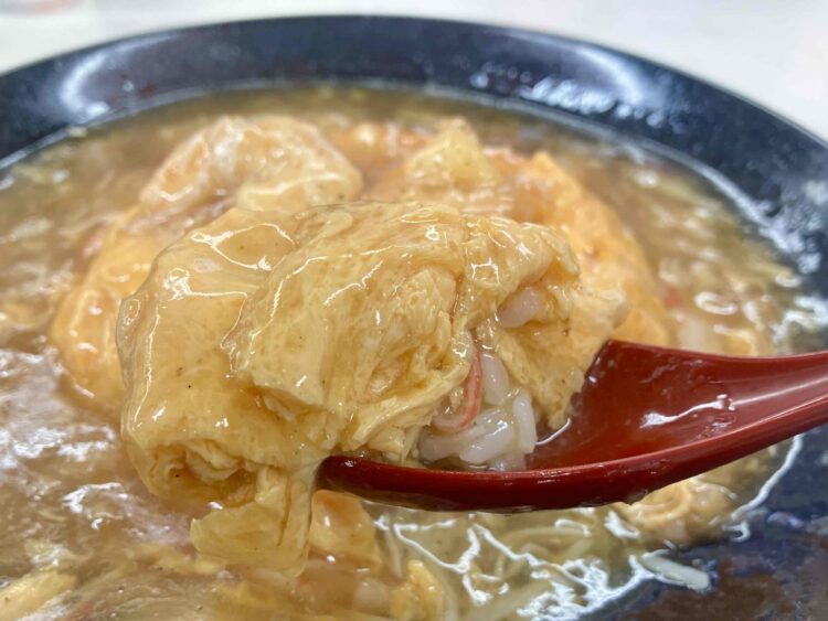 餃子の王将「極王天津飯」いただきます写真