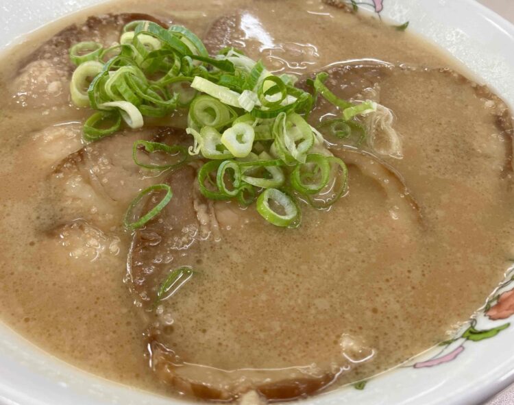 餃子の王将「チャーシュー麺」全体写真