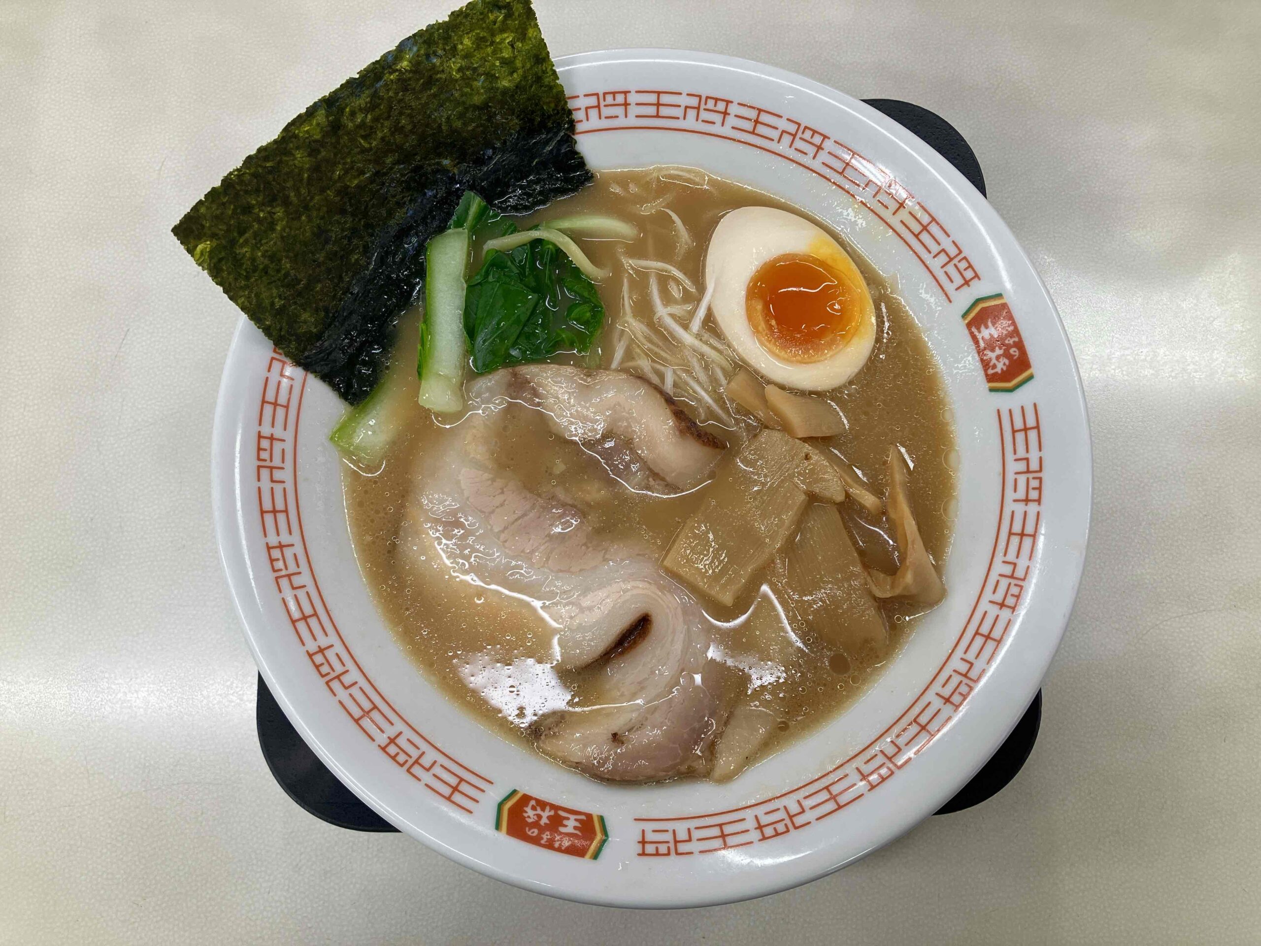 餃子の王将「新極王餃子の王将ラーメン」全体写真