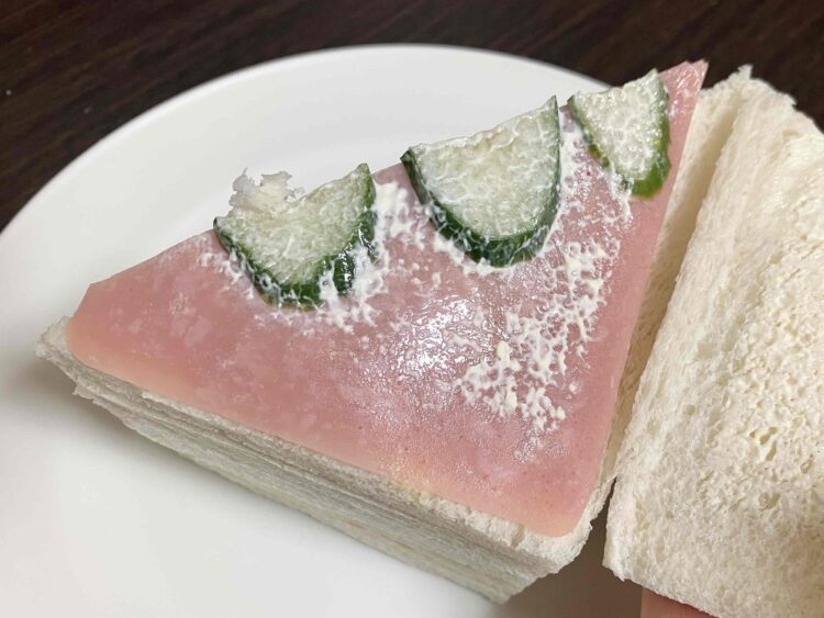 ローソン「盛りすぎハムサンド」の中身