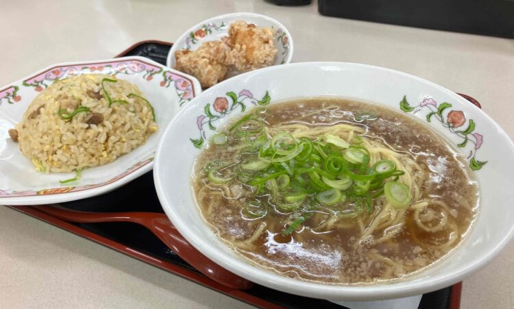 餃子の王将「餃子の王将ランチA」全体写真②