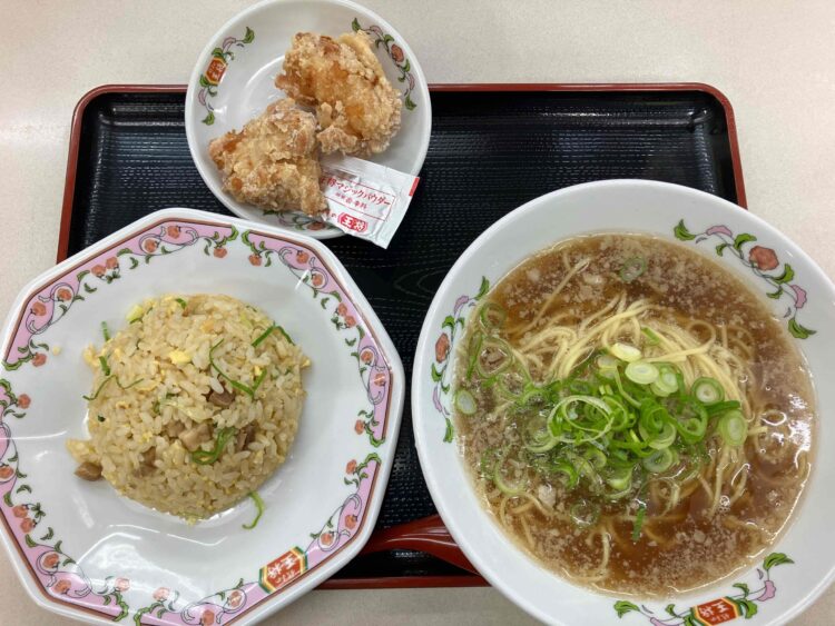 餃子の王将「餃子の王将ランチA」全体写真