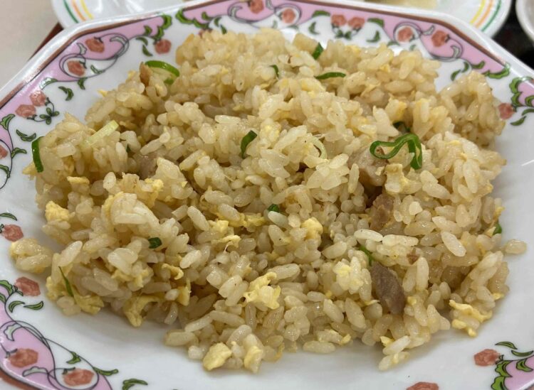 餃子の王将「ランチ炒飯」崩した写真