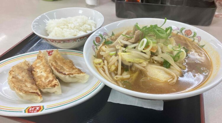 餃子の王将「火鍋湯麺フェアセットB」全体写真