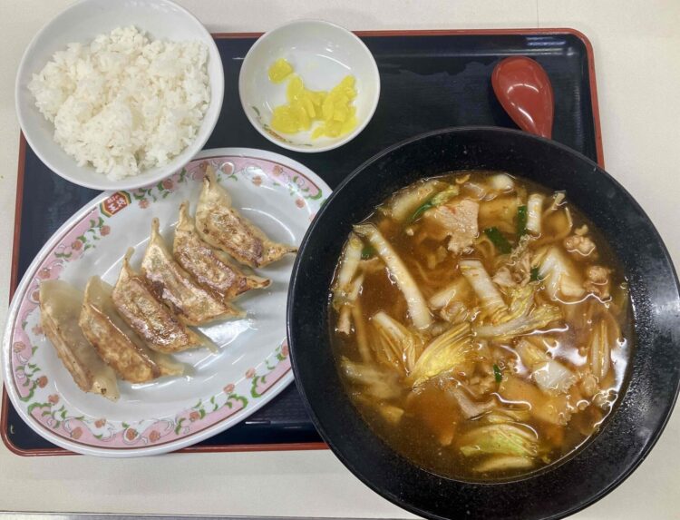 餃子の王将「絶品スタミナラーメンセット」