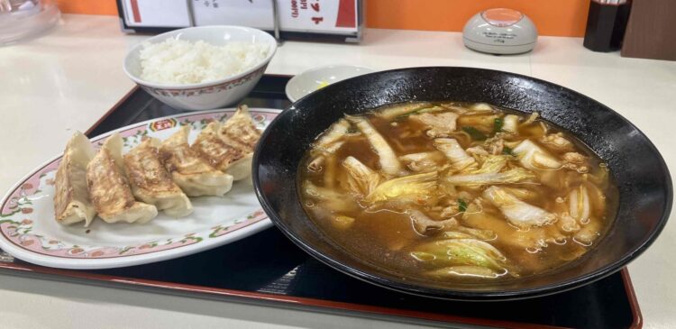 餃子の王将「絶品スタミナラーメンセット」全体写真②