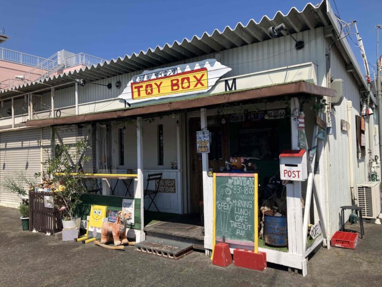 奈良県橿原市のTOYBOXの外観写真