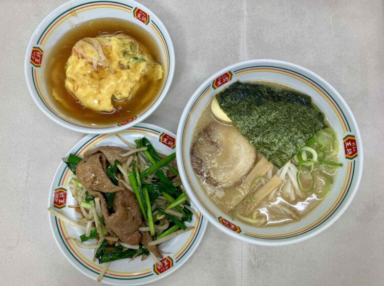 餃子の王将「ジャストサイズメニューオリジナルセット」全体写真