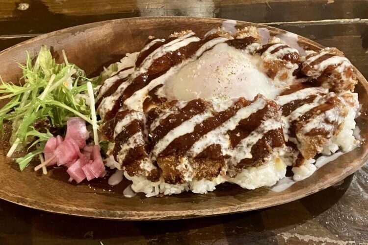 奈良県橿原市「TOYBOX」カツライス