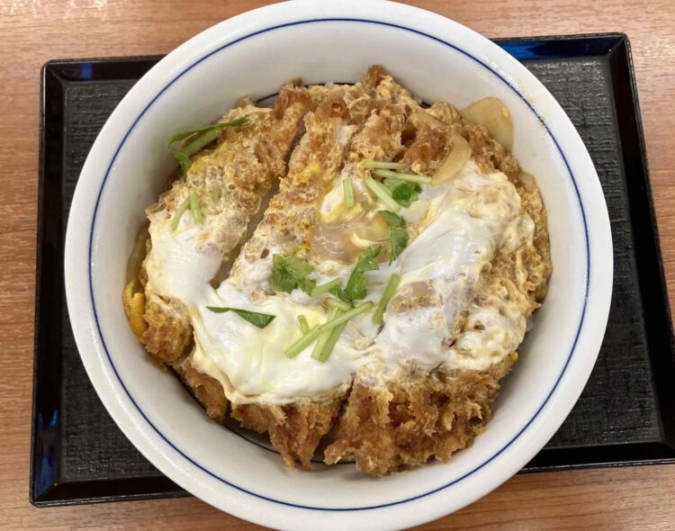 全力飯かつや「カツ丼(梅)」の全体奢侈n
